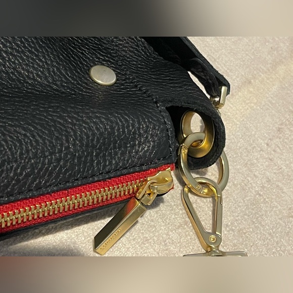 SOLD Hammitt Bryant black pebbled leather/gold hardware/red zip - Picture 6 of 10